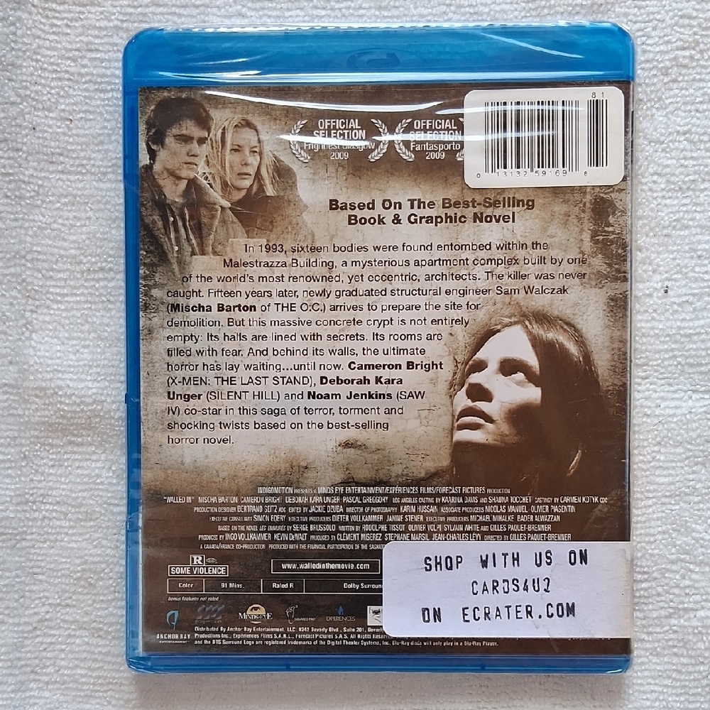 Walled In Blu-ray Disc - Picture 2 of 2